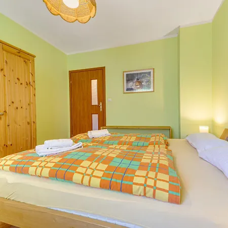 Apartament Nad Lomniczka-1 By Interhome *